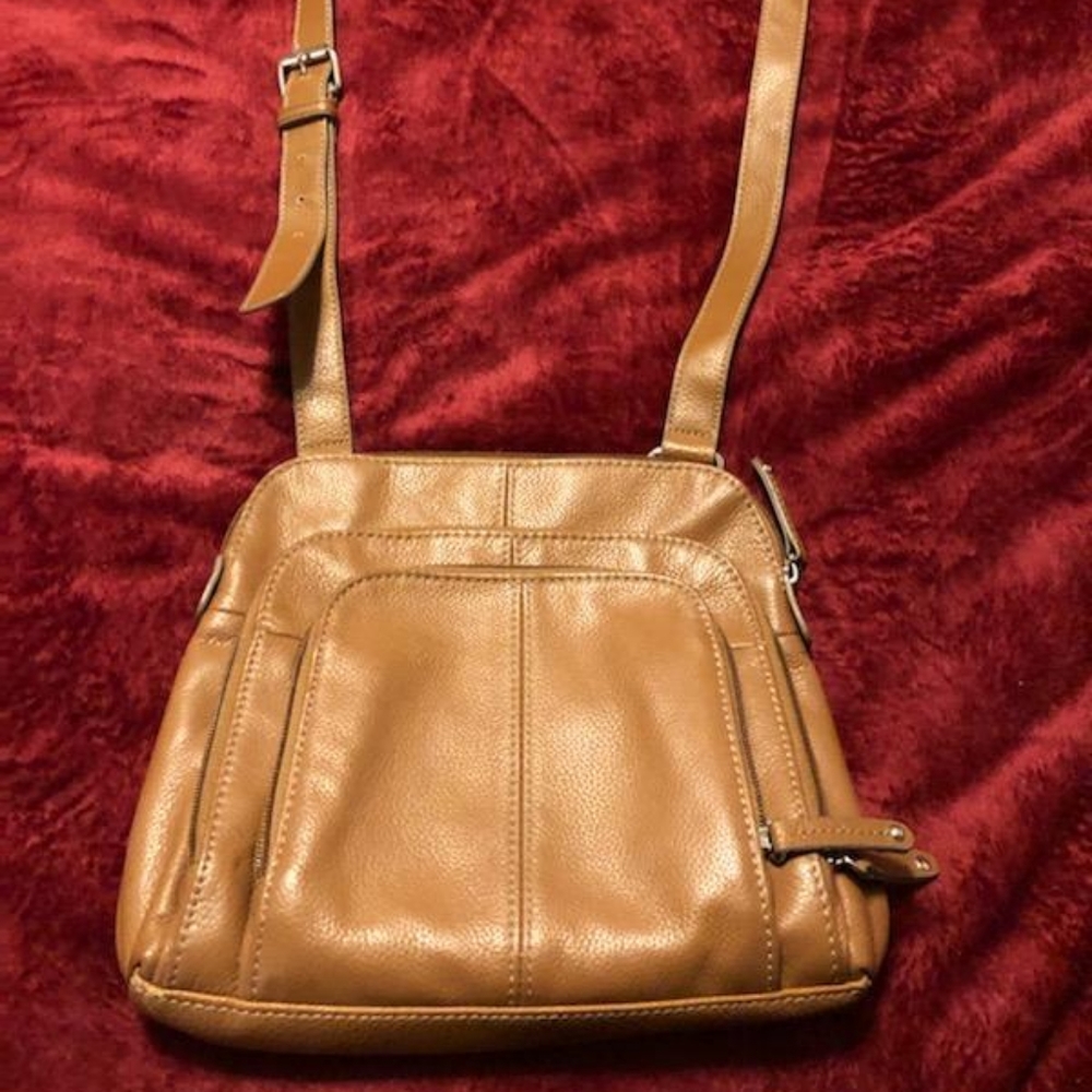 tignanello  purse